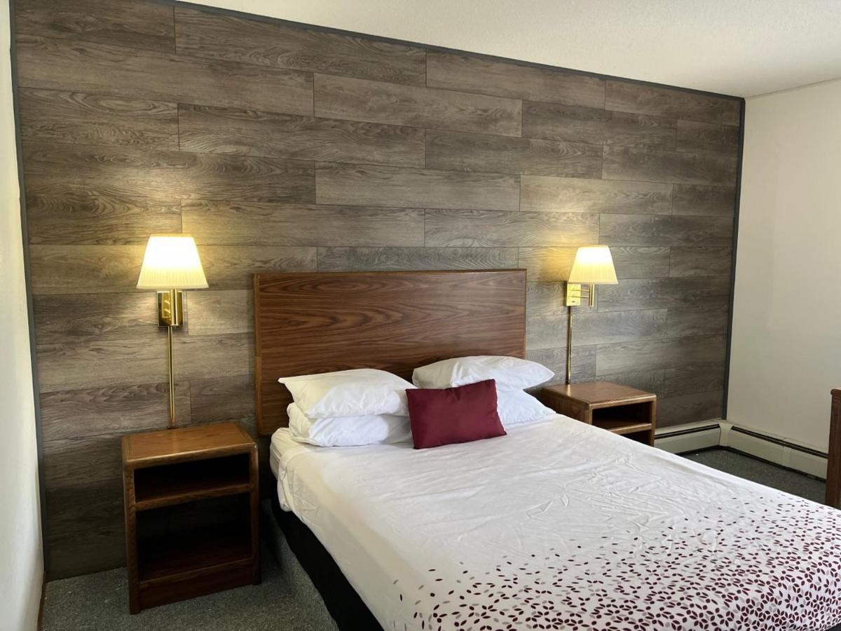 Northwoods Motel Ladysmith 외부 사진