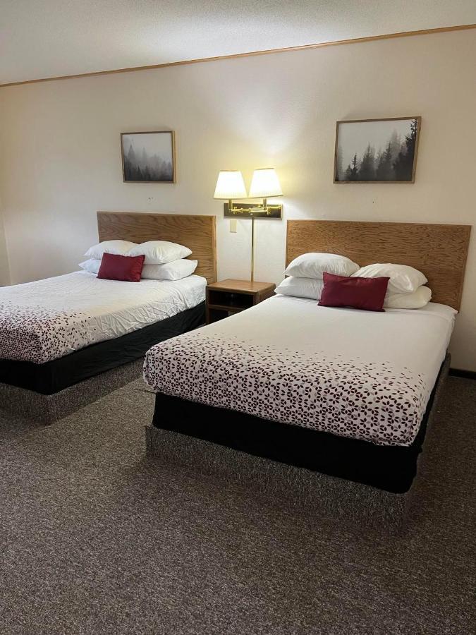 Northwoods Motel Ladysmith 외부 사진